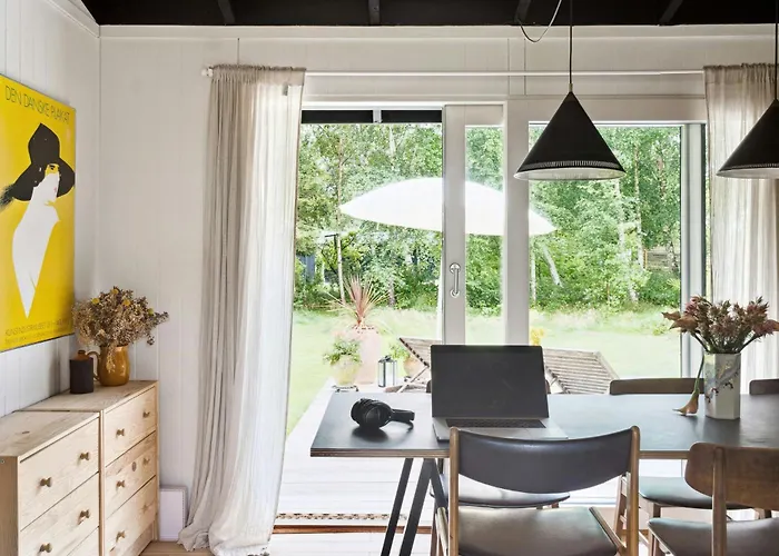 Unique With Wooden Ceilings Nyaraló *